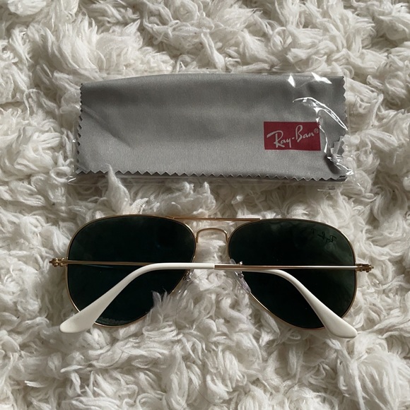 NWT Ray bans. Polarized. Never worn. W/ cleaning cloth main image 4